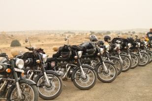 India en moto. Alquiler moto India